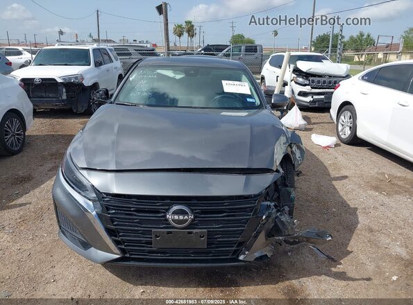 1N4BL4DV3SN313410 2025 NISSAN ALTIMA Silver Vista del salpicadero