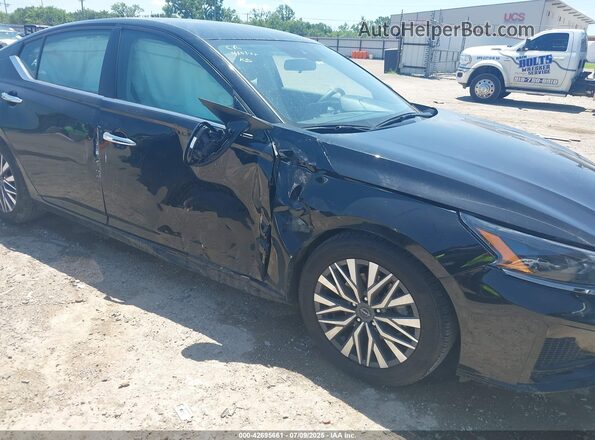 1N4BL4DV5RN335208 2024 NISSAN ALTIMA Black 