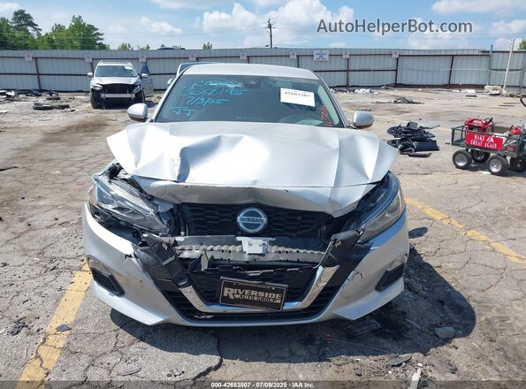 1N4BL4DVXNN320195 2022 NISSAN ALTIMA Серебряный Вид панели приборов