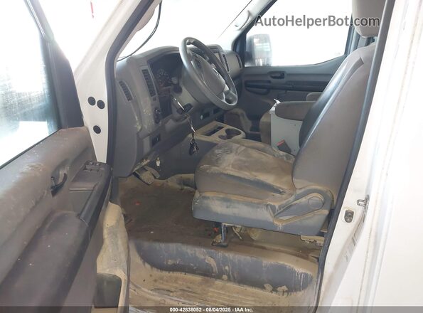 1N6BF0KM4LN810632 2020 NISSAN NV CARGO NV1500 Белый Вид спереди