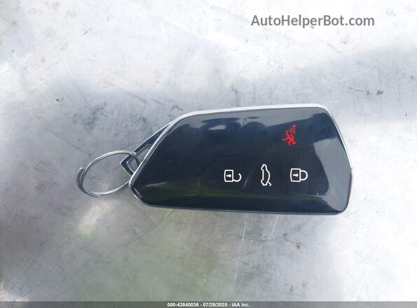 1V2DNPE85PC034033 2023 VOLKSWAGEN ID.4 Silver Առջևի վահանակի տեսք