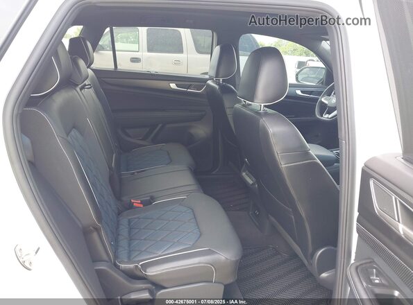 1V2FE2CAXRC232496 2024 VOLKSWAGEN ATLAS White 