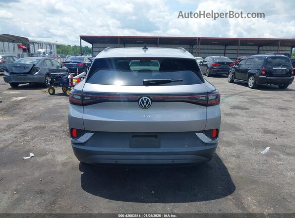 1V2FMPE82PC004306 2023 VOLKSWAGEN ID.4 Серебряный 