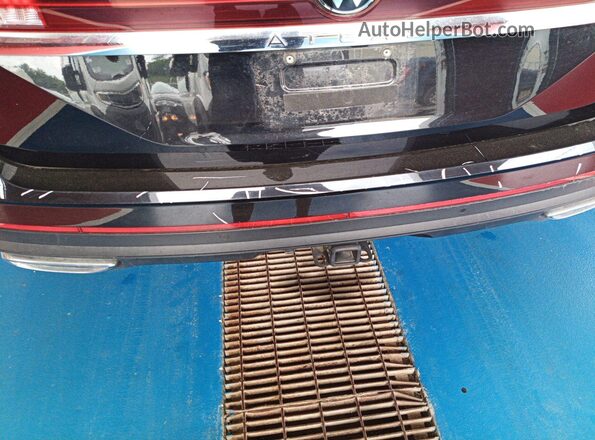 1V2HR2CA0RC565268 2024 VOLKSWAGEN ATLAS  Vista de la etiqueta del VIN