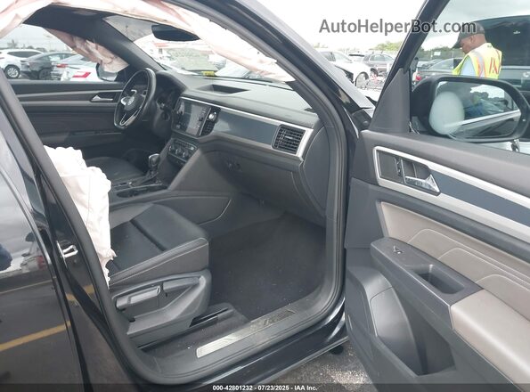 1V2PE2CA7MC232145 2021 VOLKSWAGEN ATLAS Black Widok wnętrza z przodu