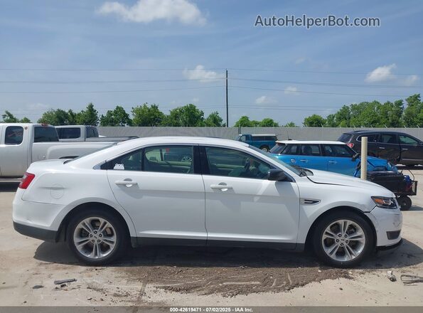 1fahp2d87hg126312 2017 FORD TAURUS Белый Вид щитка приборов