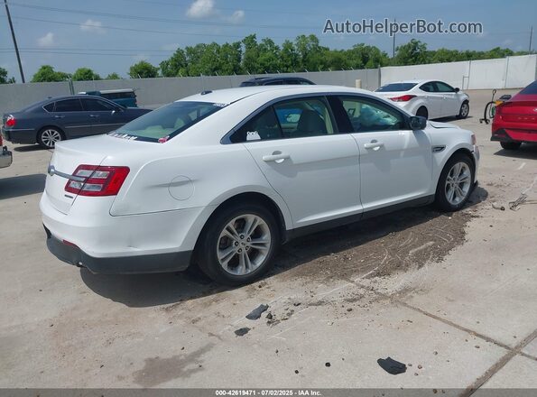 1fahp2d87hg126312 2017 FORD TAURUS Белый Задняя правая четверть