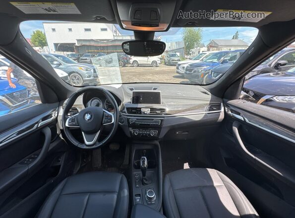 WBXJG9C08M5T96965 2021 BMW X1 Black 