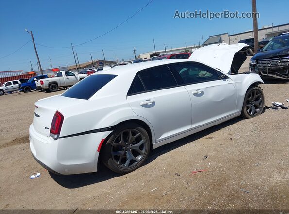 2C3CCAAG3PH552379 2023 CHRYSLER 300 White 