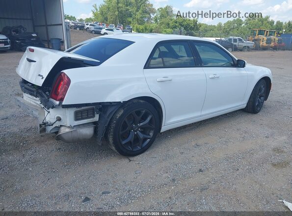 2C3CCABG2PH562772 2023 CHRYSLER 300 White უკანა მარჯვენა
