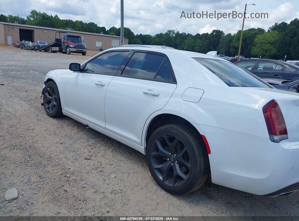 2C3CCABG5MH634303 2021 CHRYSLER 300 White 