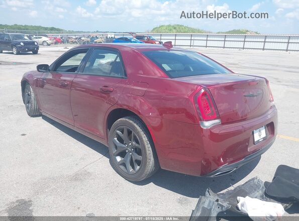 2C3CCABGXPH577391 2023 CHRYSLER 300 Красный Задняя левая четверть