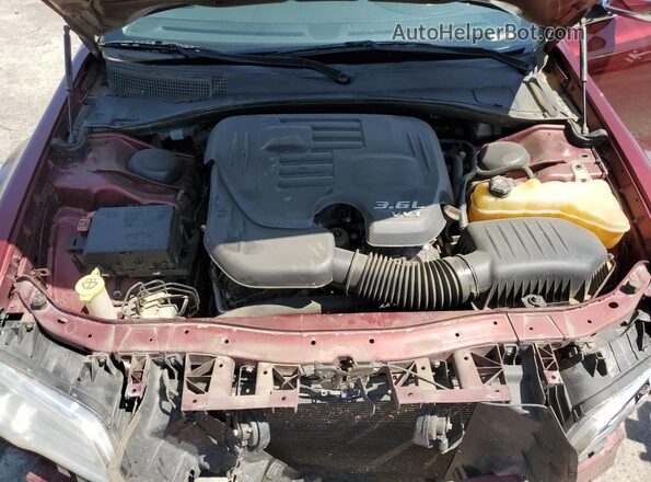2C3CCAEG6GH135557 2016 CHRYSLER 300 Burgundy Rear interior view