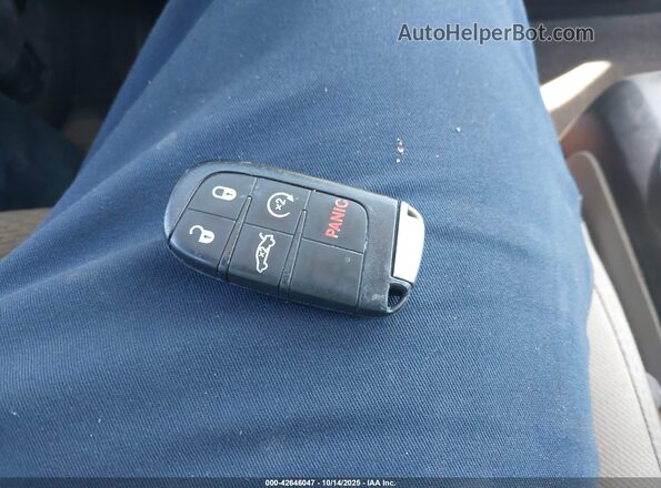 2C3CDXCTXMH521894 2021 DODGE CHARGER Red Вид панелі приладів