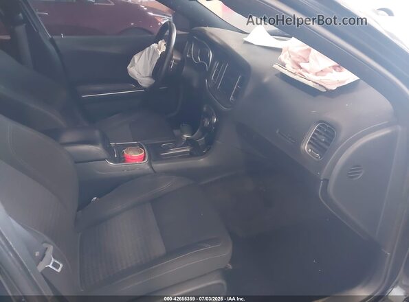 2C3CDXJG6JH136267 2018 DODGE CHARGER Черный Вид салона спереди
