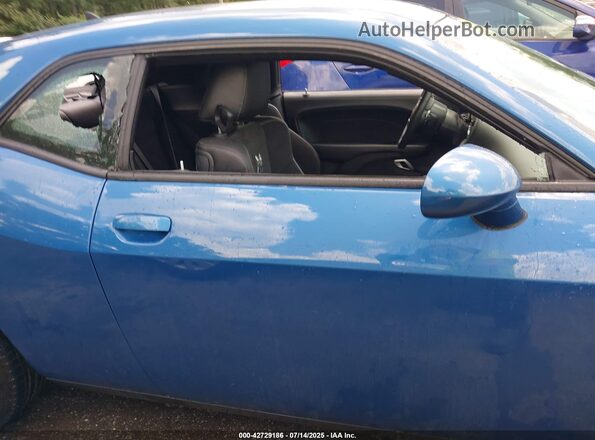 2C3CDZFJ1MH634784 2021 DODGE CHALLENGER Blue Rear interior view
