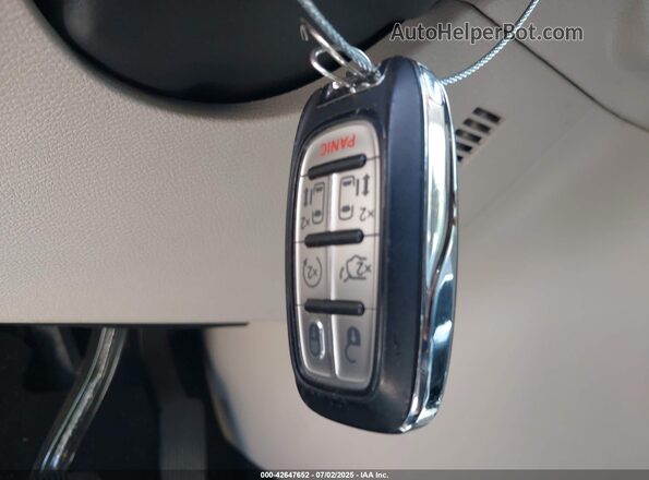 2C4RC1BG1PR606504 2023 CHRYSLER PACIFICA Black Dashboard view
