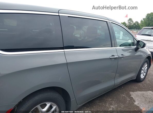 2C4RC1BG9PR549324 2023 CHRYSLER PACIFICA Gray Вид задньої частини салону