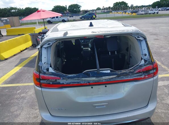 2C4RC1BGXRR123323 2024 CHRYSLER PACIFICA Silver Вид спереду