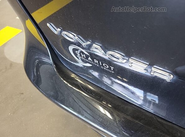 2C4RC1CG0PR516100 2023 CHRYSLER VOYAGER  Սալոնի 360 աստիճան տեսք