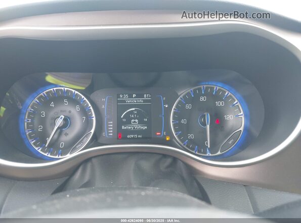 2C4RC1CG3PR525941 2023 CHRYSLER VOYAGER White 