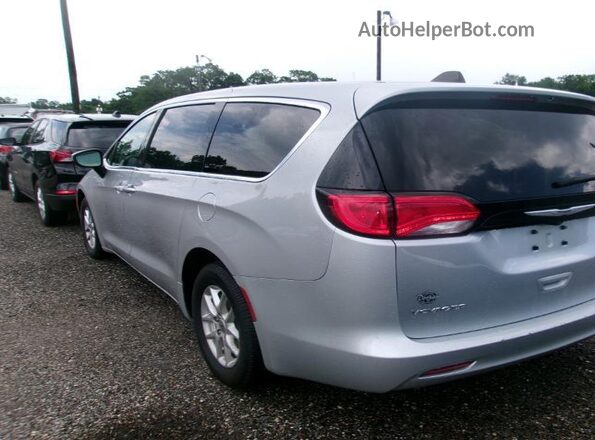 2C4RC1CG4PR525043 2023 CHRYSLER VOYAGER  Вид панели приборов