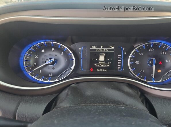 2C4RC1CG5NR159929 2022 CHRYSLER VOYAGER  Вид панели приборов