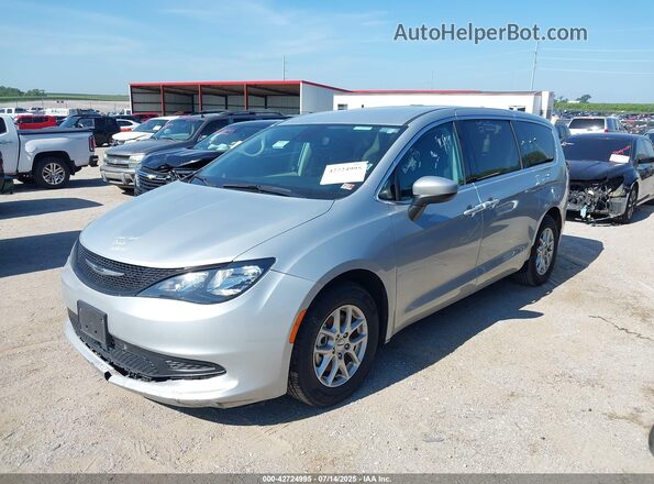 2C4RC1CG6PR596339 2023 CHRYSLER VOYAGER Silver Front left