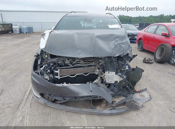 2C4RC1EG3LR142430 2020 CHRYSLER PACIFICA Gray Вид задньої частини салону