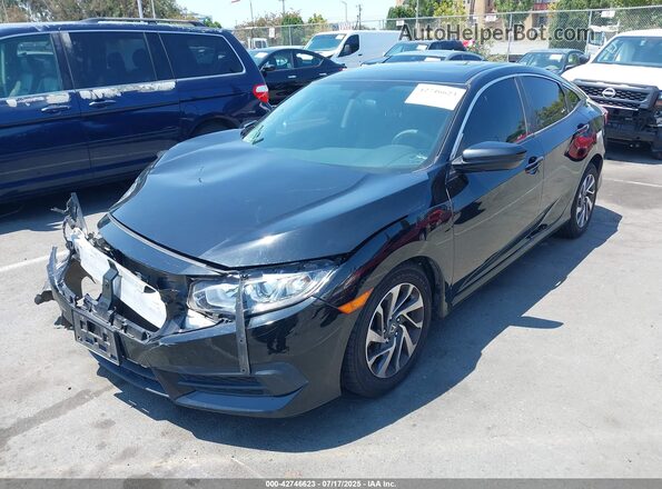 2HGFC2F79JH526563 2018 HONDA CIVIC Черный Передняя левая четверть