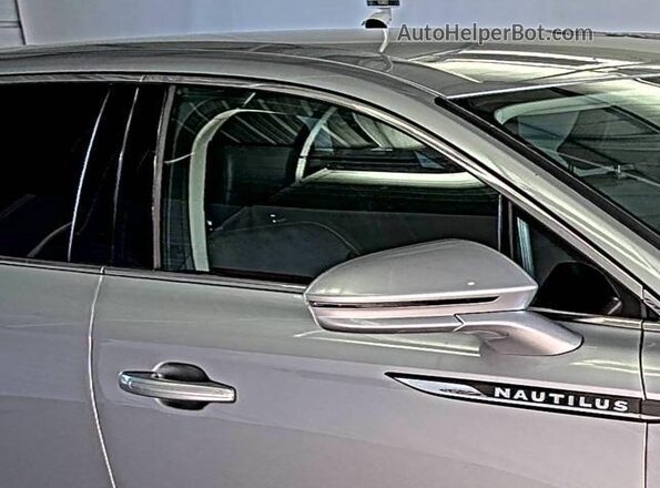 2LMPJ8J96NBL11347 2022 LINCOLN NAUTILUS  Vista del cuadro de instrumentos