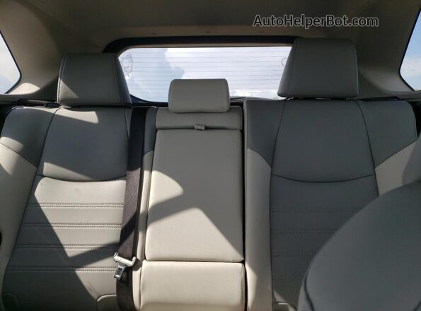 2T3C1RFV9RW341875 2024 TOYOTA LE White Widok tylnych siedzeń