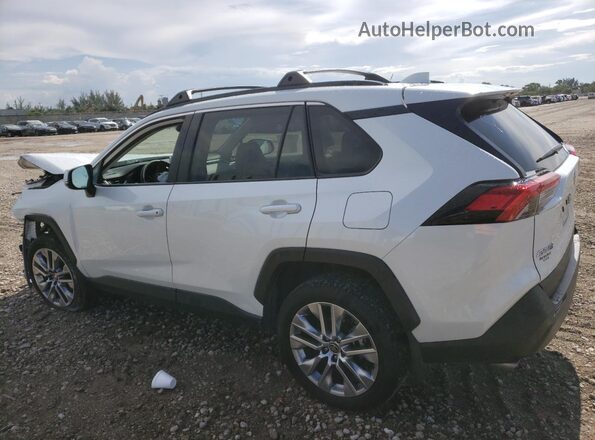 2T3C1RFV9RW341875 2024 TOYOTA LE White Tył lewy