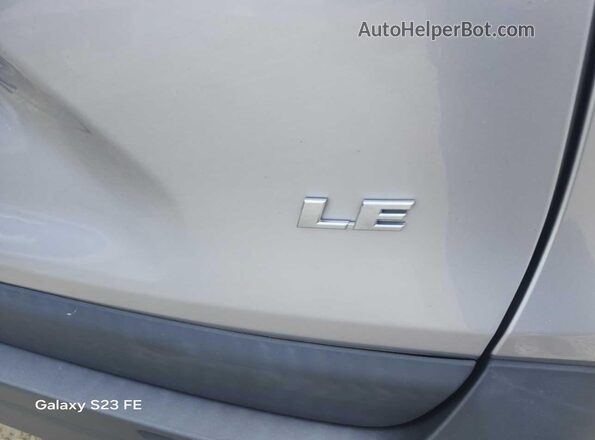 2T3K1RFV7MC092000 2021 TOYOTA LE Silver Widok zestawu wskaźników