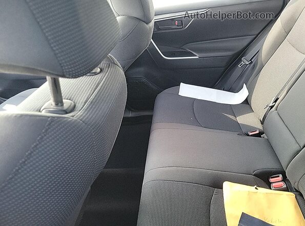2T3K1RFV7MC092000 2021 TOYOTA LE Silver Widok komory silnika