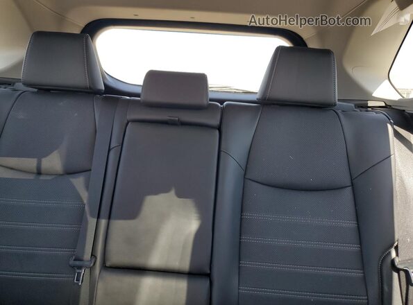 2T3N1RFV4RW495483 2024 TOYOTA LIMITED Red უკანა სავარძლების ხედი