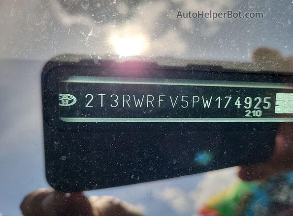 2T3RWRFV5PW174925 2023 TOYOTA LE  