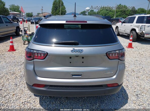 3C4NJCBB5MT508136 2021 JEEP COMPASS Silver 