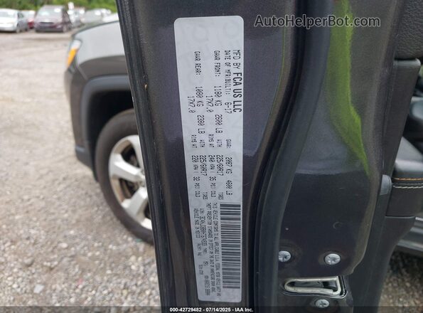 3C4NJDBB0HT674933 2017 JEEP NEW COMPASS Black 