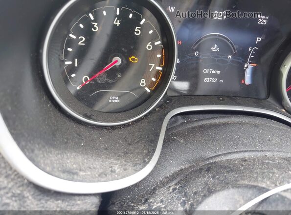 3C4NJDBB8MT540973 2021 JEEP COMPASS Burgundy Widok tylnych siedzeń