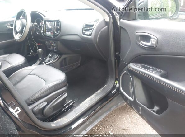 3C4NJDCB5MT503099 2021 JEEP COMPASS Black Widok wnętrza z przodu