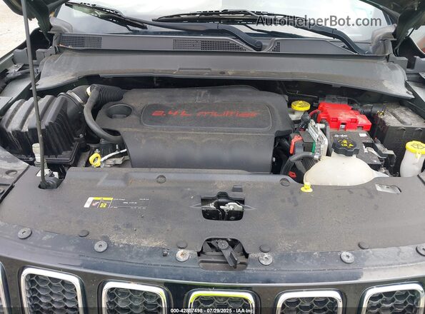 3C4NJDCB8MT506319 2021 JEEP COMPASS Green Vista trasera