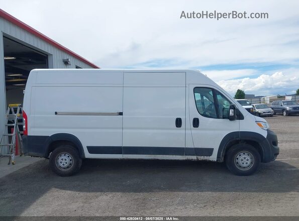 3C6LRVDG8PE605951 2023 RAM PROMASTER 2500 White Սալոնի հետևի տեսք