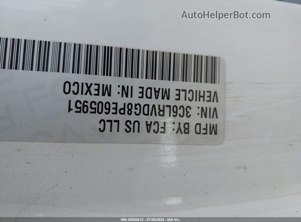 3C6LRVDG8PE605951 2023 RAM PROMASTER 2500 White Շարժիչի բաժամունքի տեսք