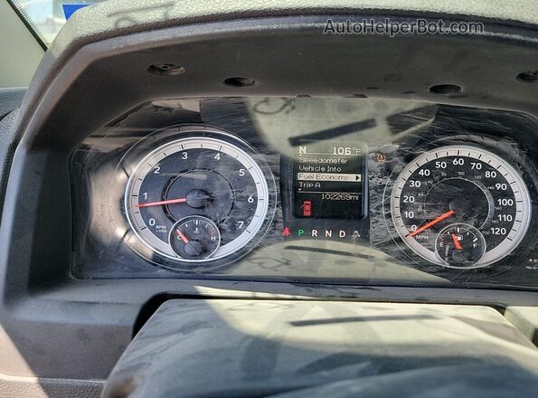 3C6RR7KT2MG709650 2021 RAM 1500 CLASSIC  Vista interior delantera