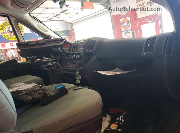 3C6TRVCG2KE561472 2019 RAM PROMASTER 2500  Vista interior delantera