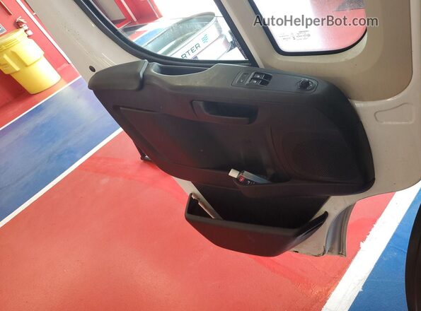 3C6TRVCG2KE561472 2019 RAM PROMASTER 2500  Vista interior de 360 grados