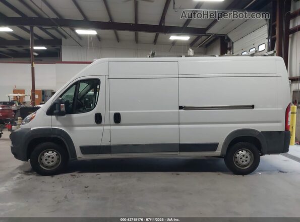 3C6TRVDG3GE105826 2016 RAM PROMASTER 2500 White 