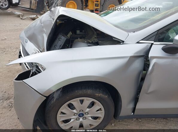 3FA6P0G72LR159623 2020 FORD FUSION Silver Widok z przodu