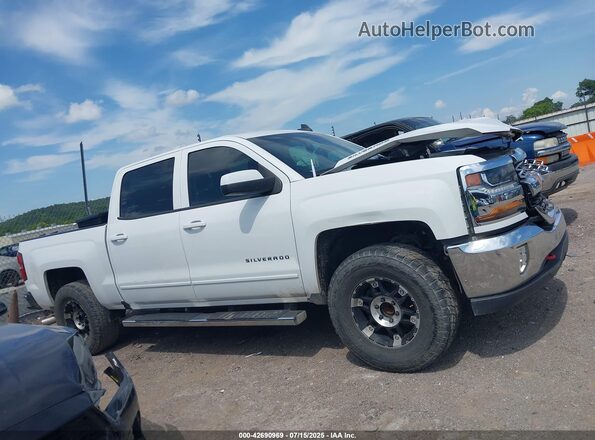 3GCPCREC4JG641792 2018 CHEVROLET SILVERADO White Widok zestawu wskaźników